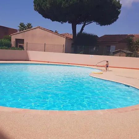 Mazet Au Calme Pour 4 Personnes Apartment *